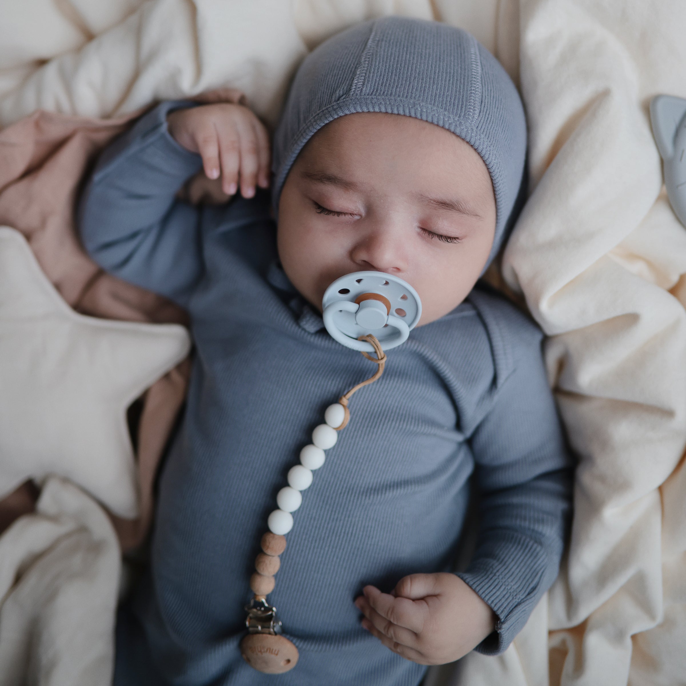 Image of Ribbed Baby Bonnet